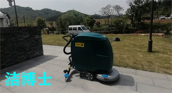手推洗地機(jī) 手推洗地機(jī)